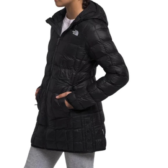 The North Face Black Down Puffer Long Jacket Style 550 - Picture 1 of 11